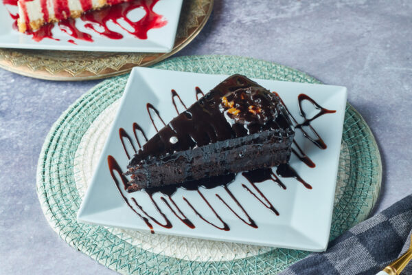 Chocolate Cake - 65 LE
